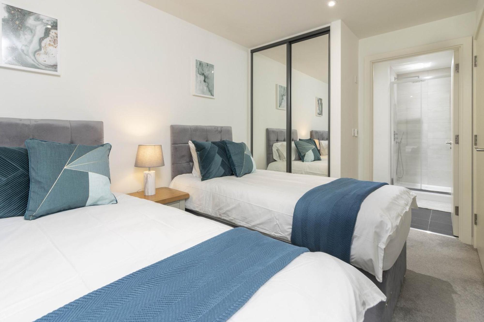 Appartamento Linacre 1&2 - One And Two Bed Flat Behind The Cathedral With Free Parking And Fast Wifi Exeter Esterno foto