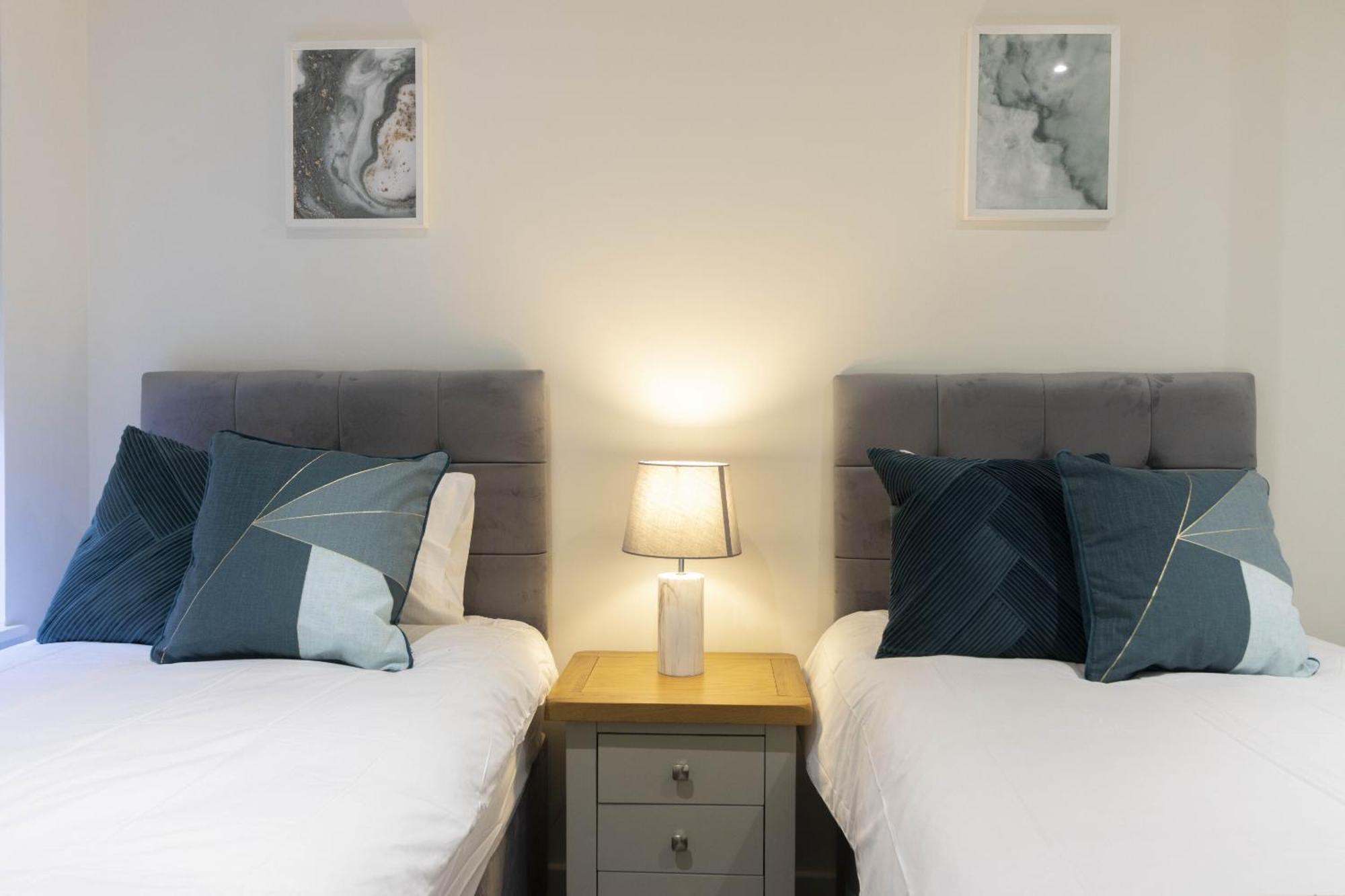 Appartamento Linacre 1&2 - One And Two Bed Flat Behind The Cathedral With Free Parking And Fast Wifi Exeter Camera foto
